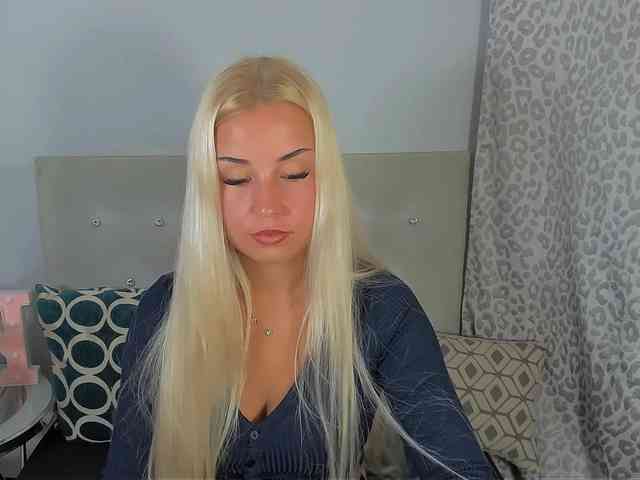 Model: KristyAngel