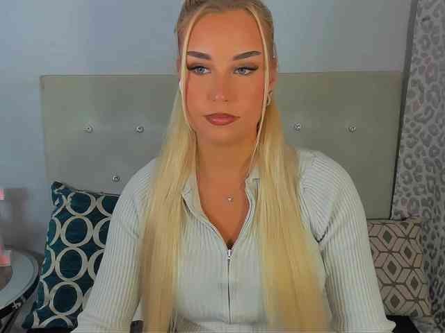 KristyAngel webcam