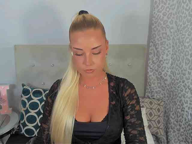 KristyAngel webcam