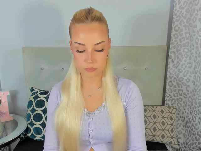 KristyAngel webcam
