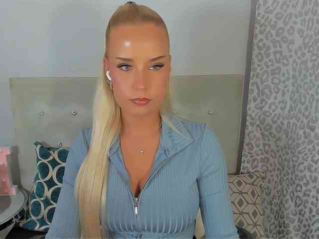 KristyAngel webcam