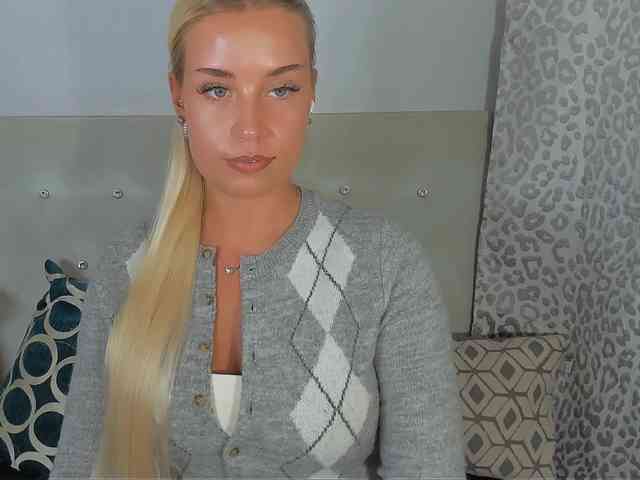 KristyAngel webcam