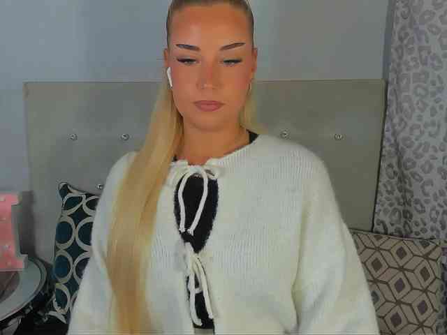 KristyAngel webcam