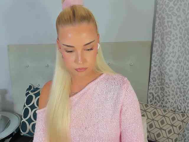 KristyAngel webcam