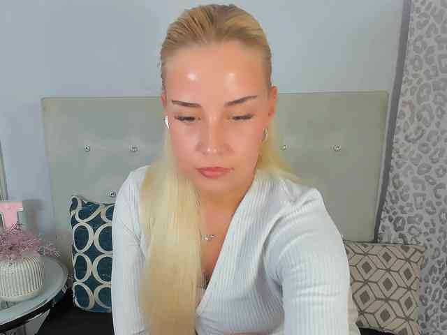 KristyAngel webcam