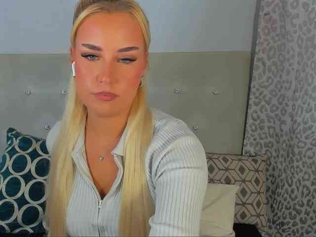 KristyAngel webcam
