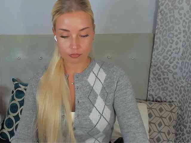 KristyAngel webcam