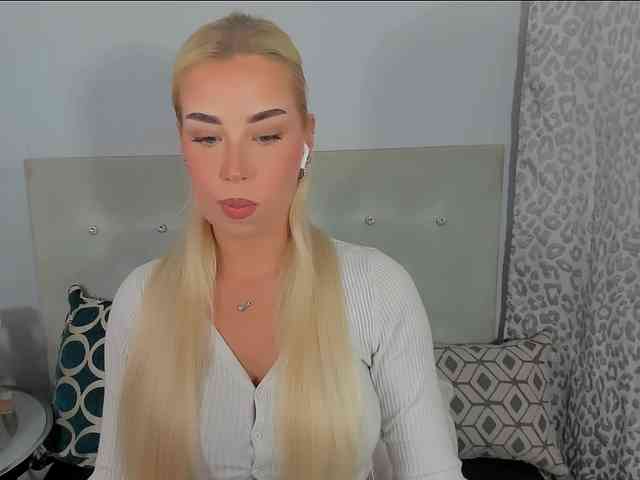 KristyAngel webcam