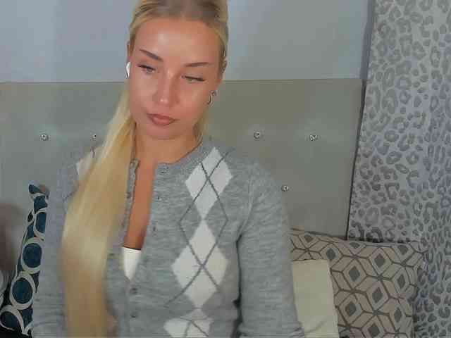 KristyAngel webcam