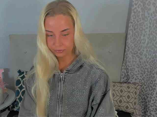 KristyAngel webcam