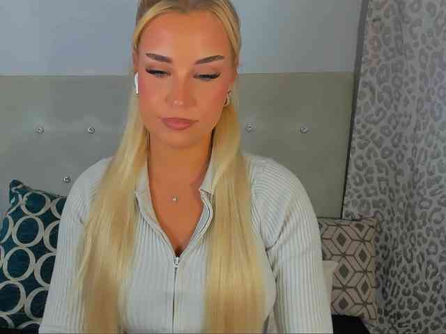KristyAngel webcam