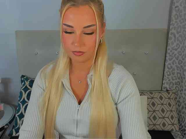 KristyAngel webcam