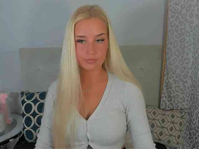 Model: KristyAngel