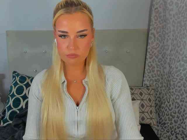 KristyAngel webcam