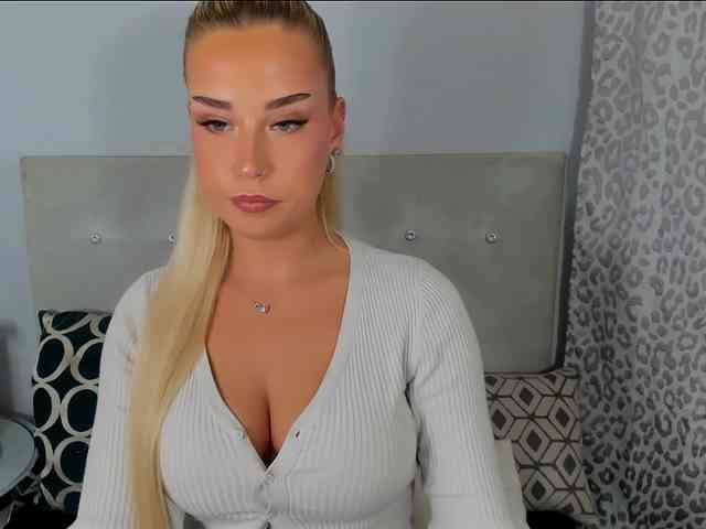 KristyAngel webcam