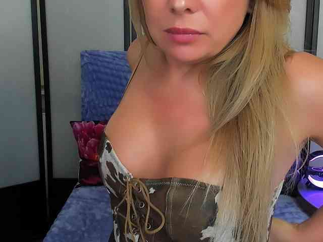 LatoyaSensual webcam
