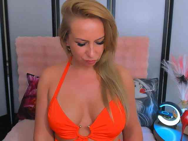LatoyaSensual webcam