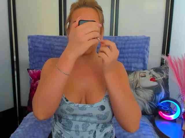 LatoyaSensual webcam