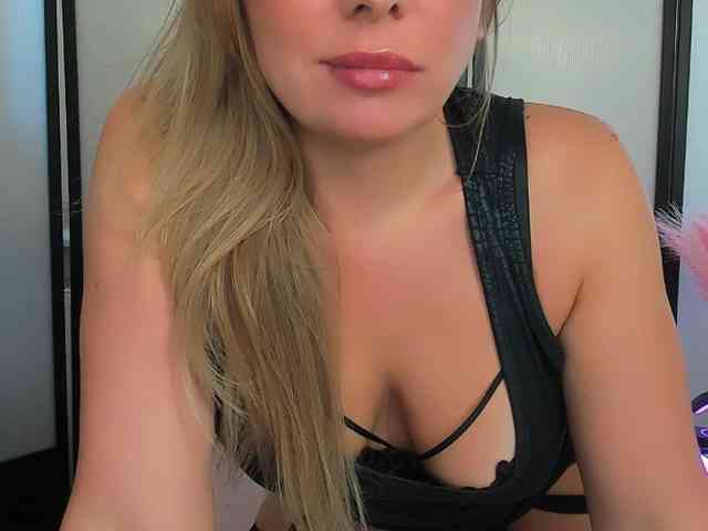 LatoyaSensual webcam