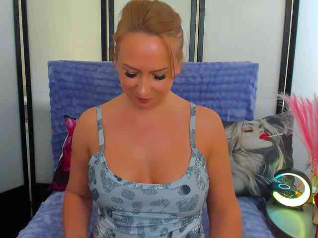 LatoyaSensual webcam