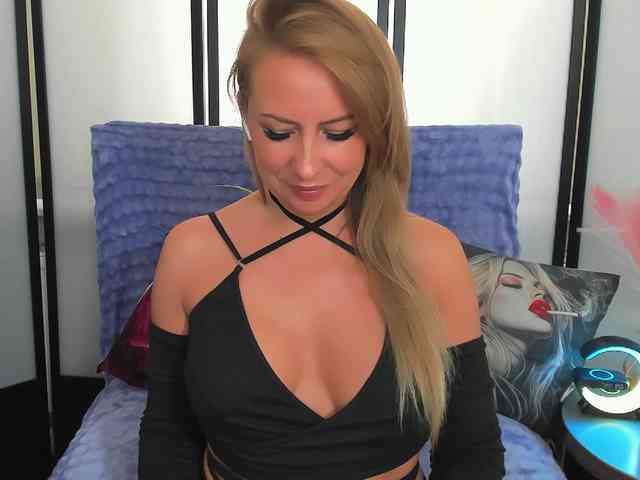 LatoyaSensual webcam