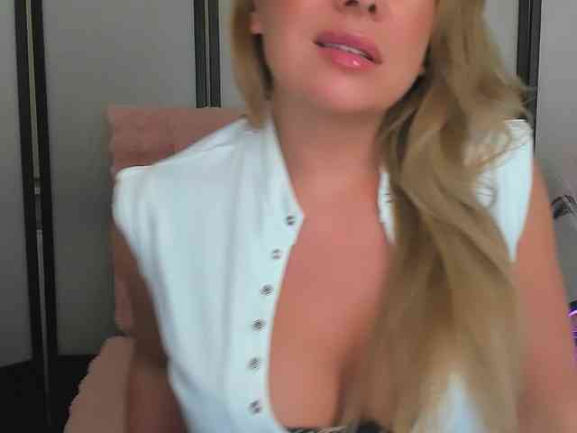 LatoyaSensual webcam