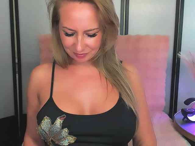 LatoyaSensual webcam