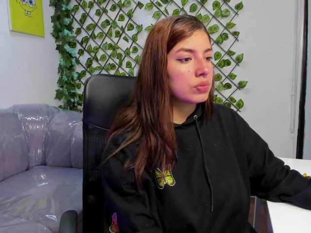 VioletaSweet69 live cam on BongaCams