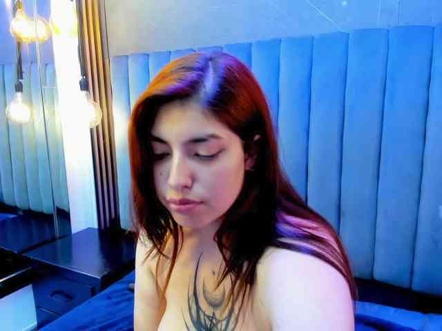 VioletaSweet69 webcam
