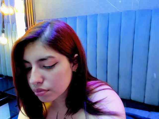 VioletaSweet69 webcam