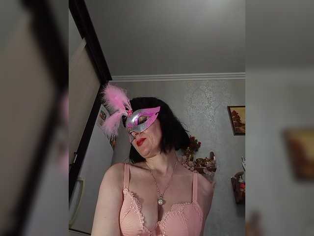 Lilya18 live cam on BongaCams