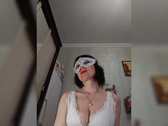 Lilya18's BongaCams show and profile