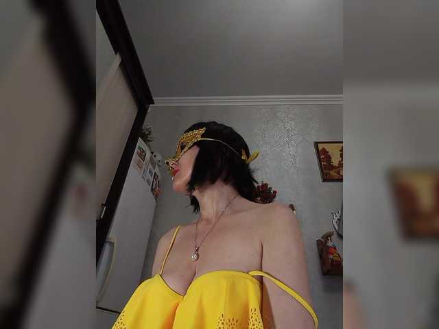 Lilya18 live webcam show