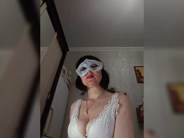 Lilya18's BongaCams show and profile