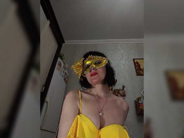 Lilya18 live webcam show