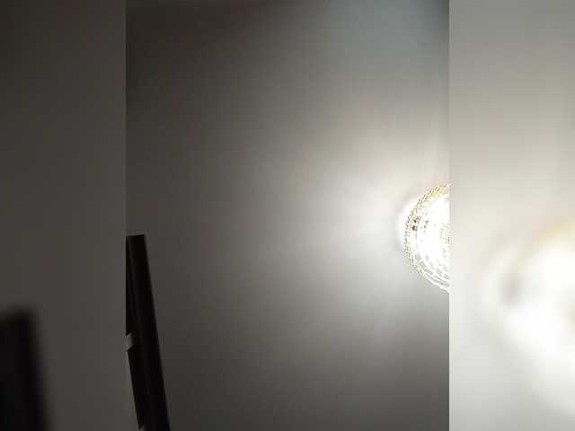Lilya18 webcam