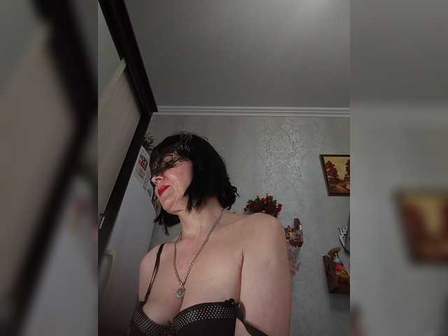 Lilya18 live cam on BongaCams