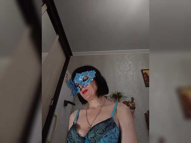 Lilya18's BongaCams show and profile