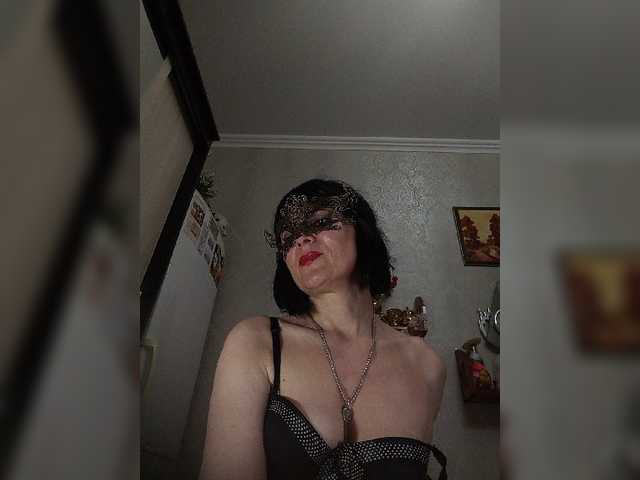 Lilya18 live cam on BongaCams