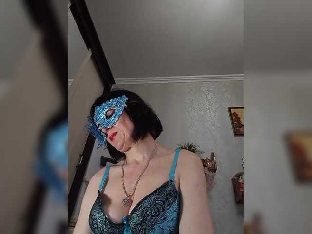 Lilya18's BongaCams show and profile