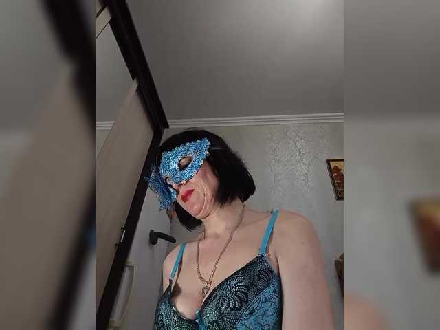 Lilya18's BongaCams show and profile