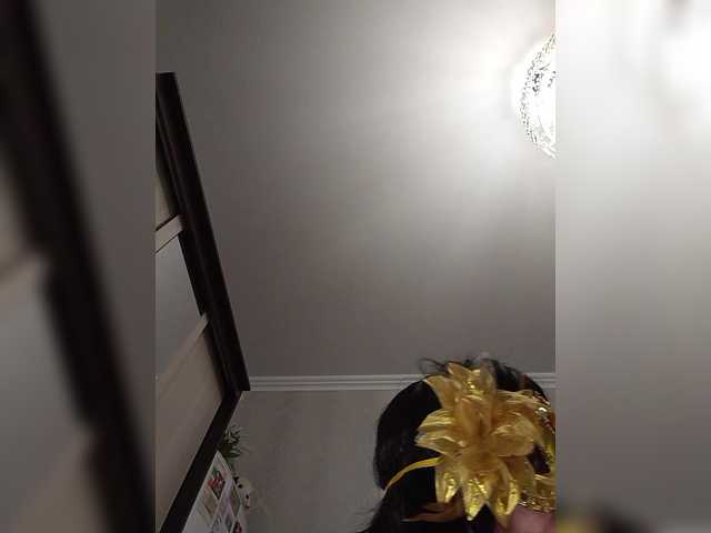 Lilya18 live webcam show