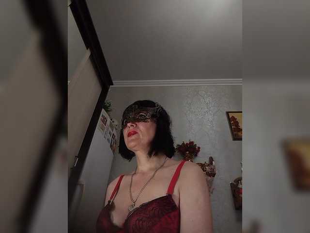 Lilya18 live cam