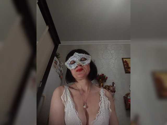 Lilya18, live now on BongaCams