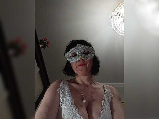Lilya18 live webcam show