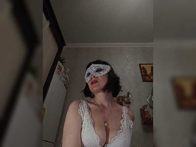 Lilya18 live webcam show