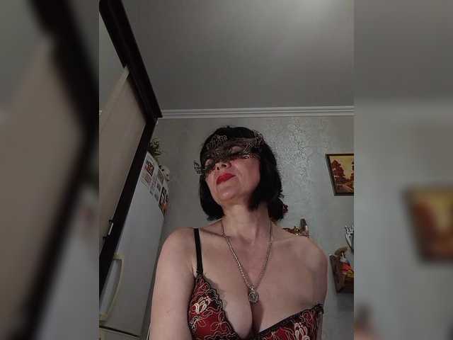 Lilya18 live cam on BongaCams