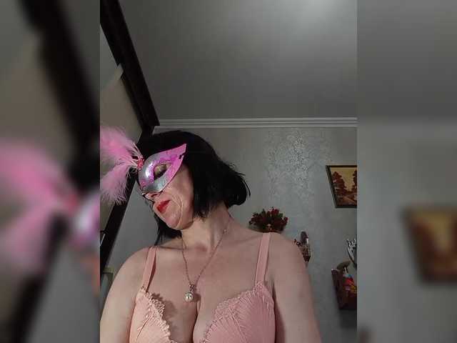 Lilya18 live cam on BongaCams
