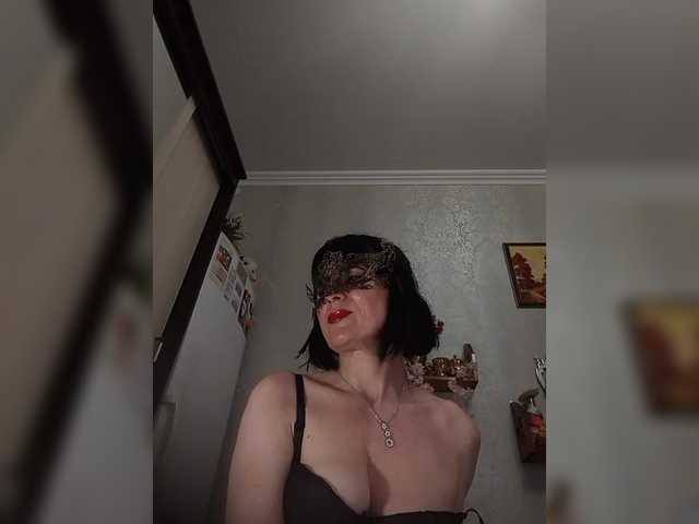 Lilya18 live cam on BongaCams