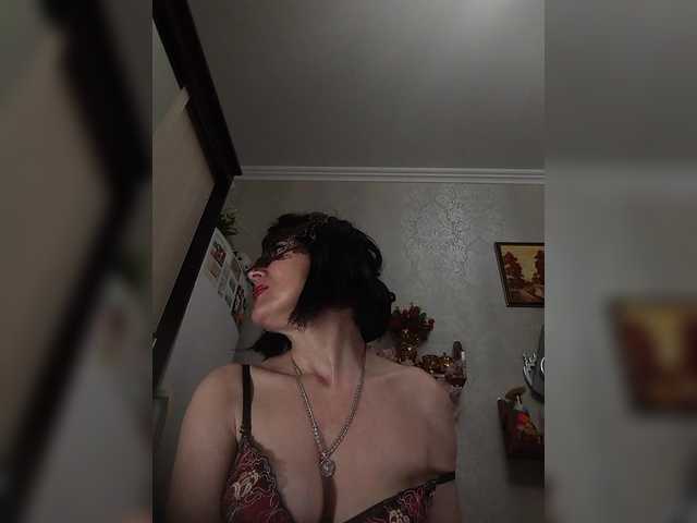 Lilya18 live cam